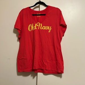 Women’s Old Navy Tee